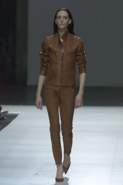 Look 30
